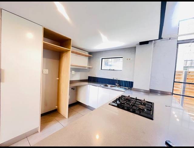 1 BEDROOM PROPERTY TO RENT IN BRAAMFONTEIN